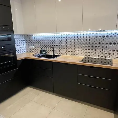 Apartment Wola Tower Warszawa Zewnętrze zdjęcie