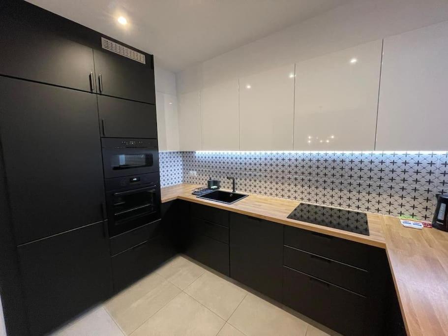 Wola Tower Apartment Warsaw