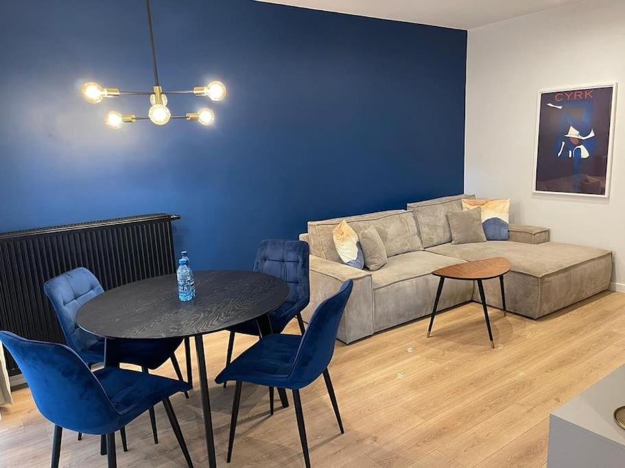 Wola Tower Apartment