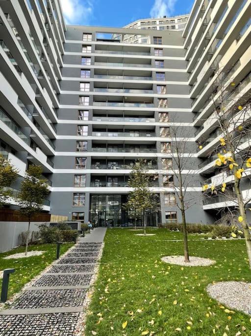 Apartment Wola Tower